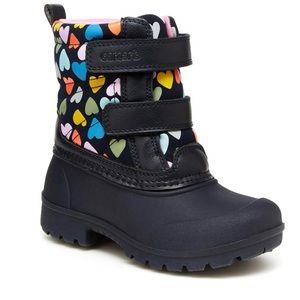 Carter’s Deltha Toddler Girl Snow Boot Black Heart Print Size 6 Toddler